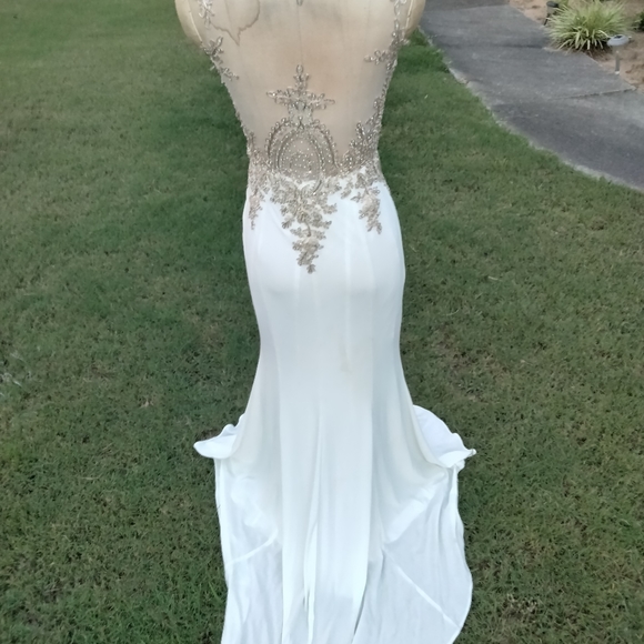 ED YOUNG FORMAL LONG DRESS SZ XS IVORY/GOLD Elegant Sexy after 5 - Picture 2 of 8